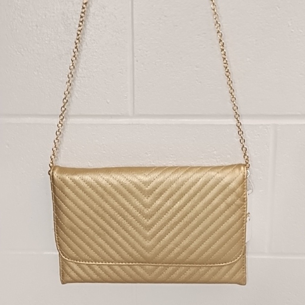 NWT MattGold Clutch Crossbody Bag Removable Chain Quilted Faux Leather Magnetic